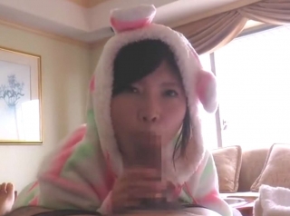 【口内射精】可愛いパジャマ姿の出張美少女にお目覚めフェラしてもらう